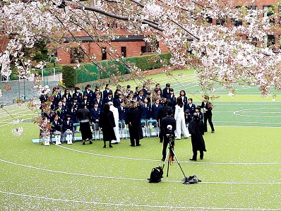 中等科入学感謝礼拝を終えた新入生たち | 最新のお知らせ｜香蘭女学校 中等科・高等科 ST. HILDA'S SCHOOL