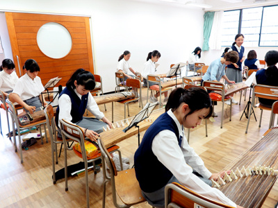高等女学校規程ニ関スル説明（抄）（明治二十八年三月二十日